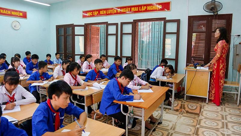 Xây dựng môi trường giao tiếp tiếng Việt cho học sinh dân tộc thiểu số