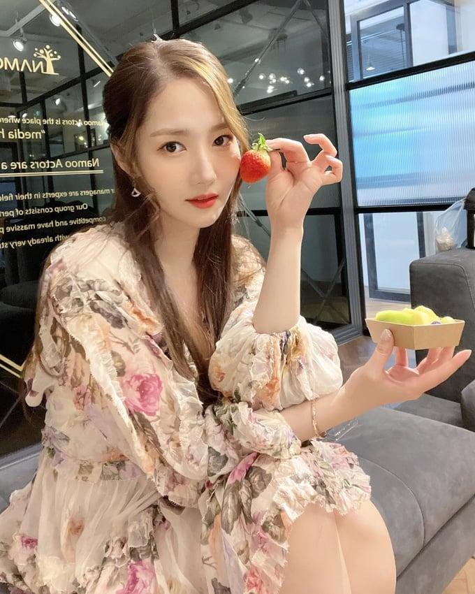 Park Min Young giảm còn 37kg nhưng vẫn sở hữu làn da mịn màng